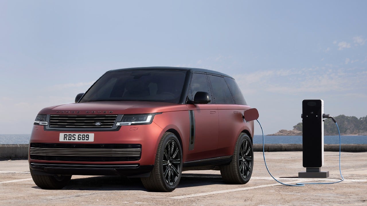 In pics Allnew Range Rover Price, look, engine options and more