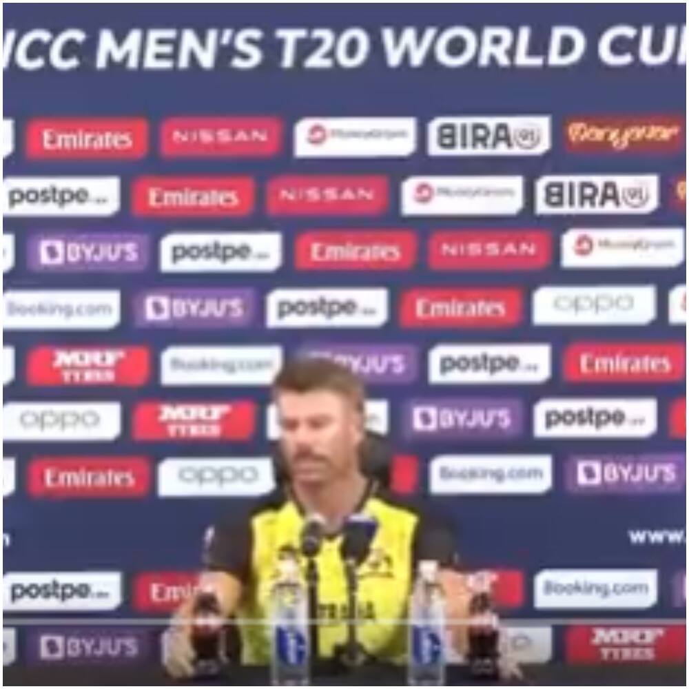 Watch:  David Warner does a Ronaldo, removes Coca-Cola bottles from table