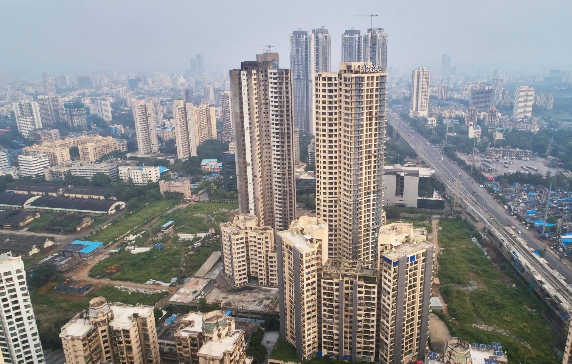 Exclusive: HDFC Capital Affordable Real Estate Fund invests about Rs 560 crore in housing project by CCI Projects in Mumbai