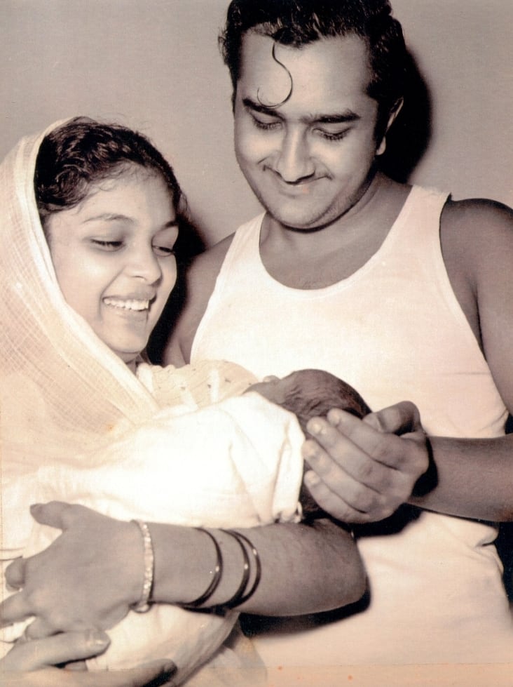 Asha and Vijaypat Singhania with their son Madhupati. (Source: 'An Incomplete Life')