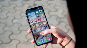 After criticism, Apple will now allow third party screen repair on iPhone 13