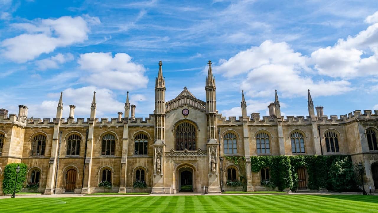 India allows universities to offer joint, dual degrees with foreign varsities through automatic route India allows universities to offer joint, dual degrees with foreign varsities through automatic route
