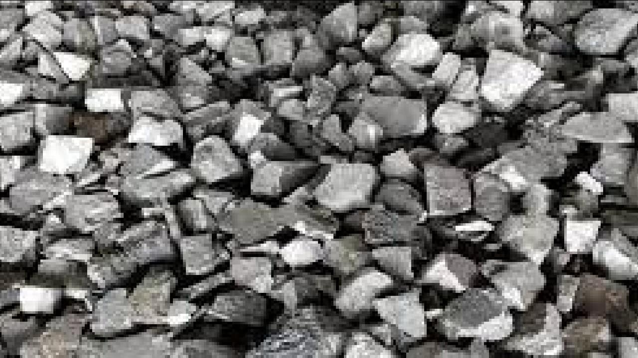 Jainam Ferro Alloys | Hem Securities acquired 86,000 equity shares and Preeti Garg bought 66,000 equity shares in the company at Rs 71.55 per share on the NSE, the bulk deals data showed. Jainam Ferro Alloys | Hem Securities acquired 86,000 equity shares and Preeti Garg bought 66,000 equity shares in the company at Rs 71.55 per share on the NSE, the bulk deals data showed.