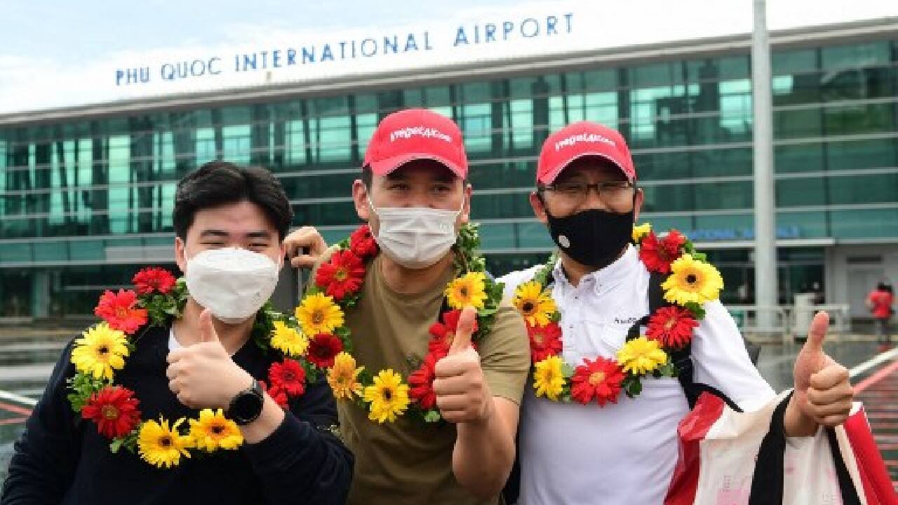 Two years later, he opened a simple homestay business catering to foreigners. "My goal here is not to take a lot of their money," he said. "But I want as many as possible to come." "If Phu Quoc remained undeveloped, it would just be a pearl undiscovered." (Image: AFP) Two years later, he opened a simple homestay business catering to foreigners. "My goal here is not to take a lot of their money," he said. "But I want as many as possible to come." "If Phu Quoc remained undeveloped, it would just be a pearl undiscovered." (Image: AFP)