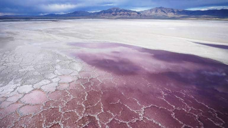 Who will pay the costs of mitigating climate change?