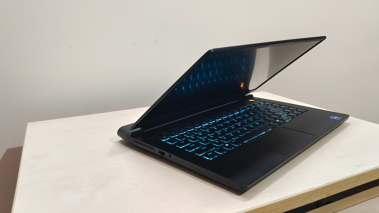 Alienware M15 R6 | Rs 2,39,899 | 11th Gen Intel Core i7 + 32GB RAM + 1TB SSD + Nvidia RTX 3080 + 240Hz Quad HD IPS LCD | While it might seem expensive, the Alienware M15 R6 offers some of the best performance of any gaming laptop on our list. It features top-of-the-end specifications including an Intel Core i7-11800H CPU, an Nvidia RTX 3080 mobile GPU, 32GB of RAM, and 1TB of storage. The laptop also features a 15.6-inch QHD IPS panel with a 240Hz refresh rate, 2ms response time, and Nvidia G-Sync support. It is built to handle the most demanding titles and will run Cyberpunk 2077 on high settings in Quad HD resolution like a champ. 