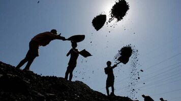 Coal Crisis | Domestic coal supply to be made proportional to coal received from CIL, SCCL: Power Ministry