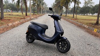 The S1 Pro has a lean, taut look with no visible panel gaps, an excellent paint finish and a wide berth that makes it practical for all.