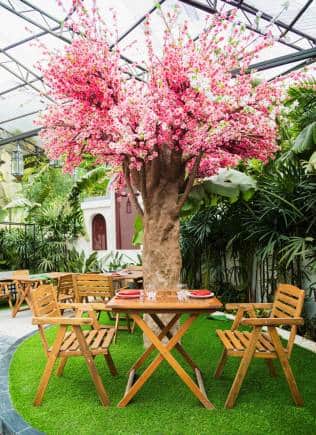 Outdoor area at Foo, Andheri.