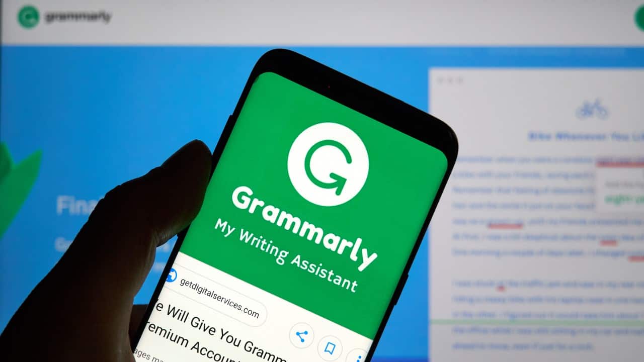 Grammarly shuts down controversial 'Expert Review' AI feature, faces pushback from real experts