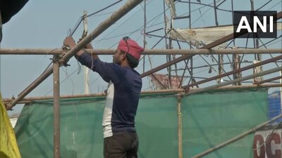 In pics | Farmers start removing makeshift tents from Delhi border as year-long protest ends