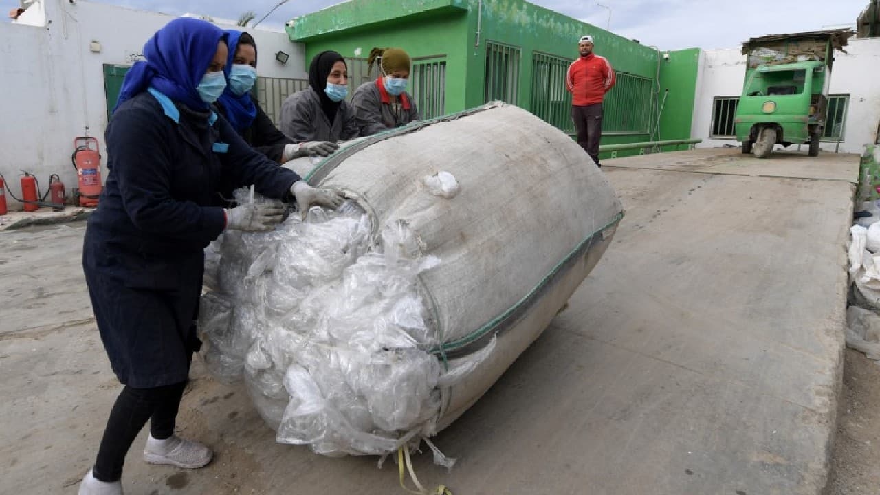 In November, a man died as security forces fired tear gas to disperse protesters demanding the closure of a stinking landfill they say has spread deadly diseases and health problems to their town of Agareb, near second city Sfax. (Image: AFP)