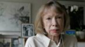 Joan Didion, ‘New Journalist’ Who Explored Culture and Chaos, Dies at 87