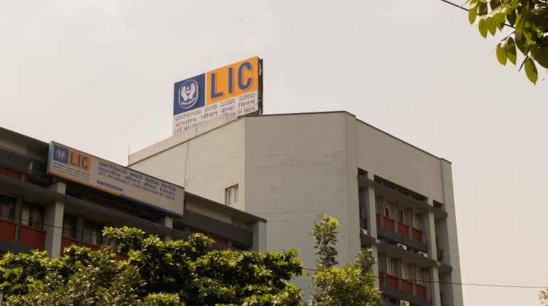 , India expects to open LIC IPO issue by mid-March: Report, The World Live Breaking News Coverage &amp; Updates IN ENGLISH