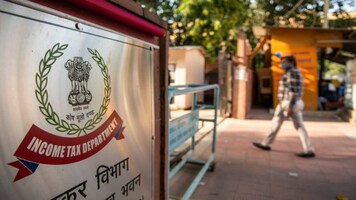 IT Department raids entities linked to Chinese mobile phone manufacturers