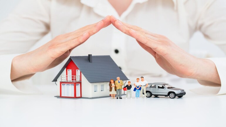 Securing a home loan liability: Home loan insurance or term policy?