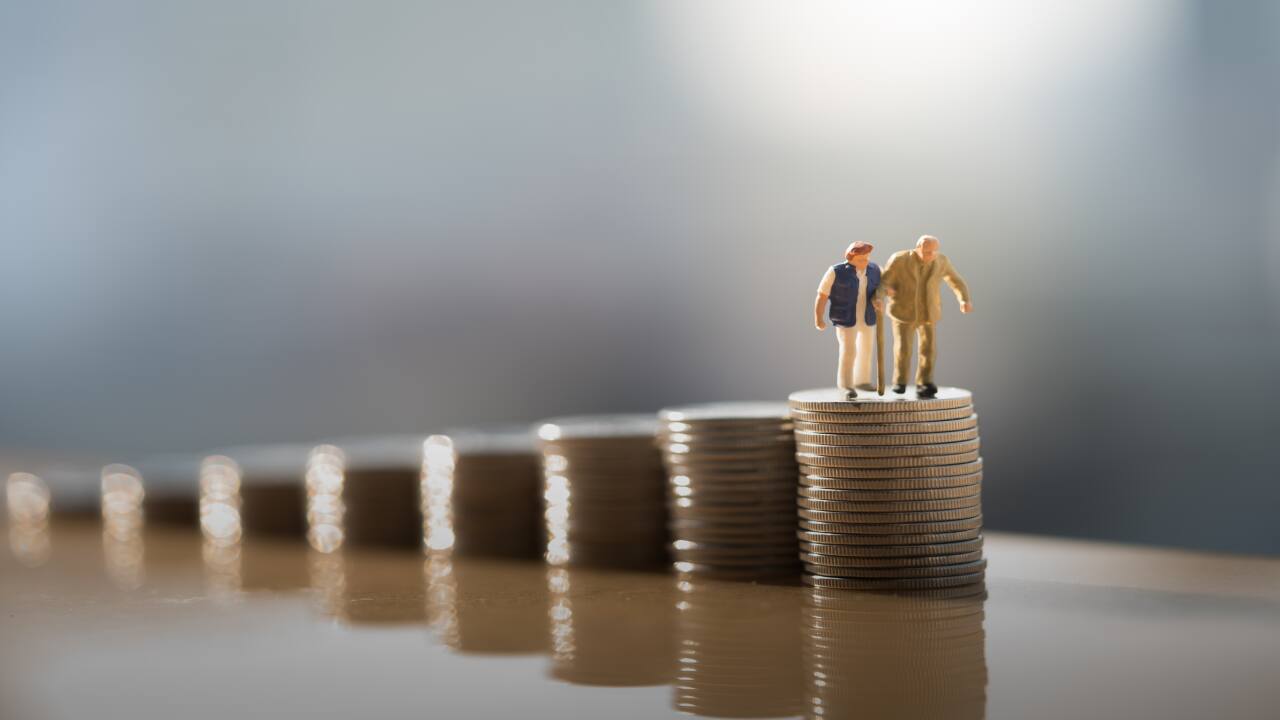 Money triumphs and pitfalls: How two 75 year olds navigated their finances with India’s independence journey Money triumphs and pitfalls: How two 75 year olds navigated their finances with India’s independence journey
