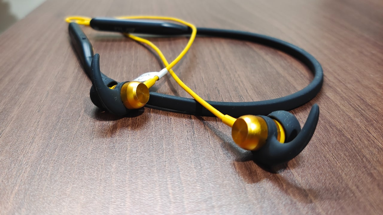 budget neckband earphones