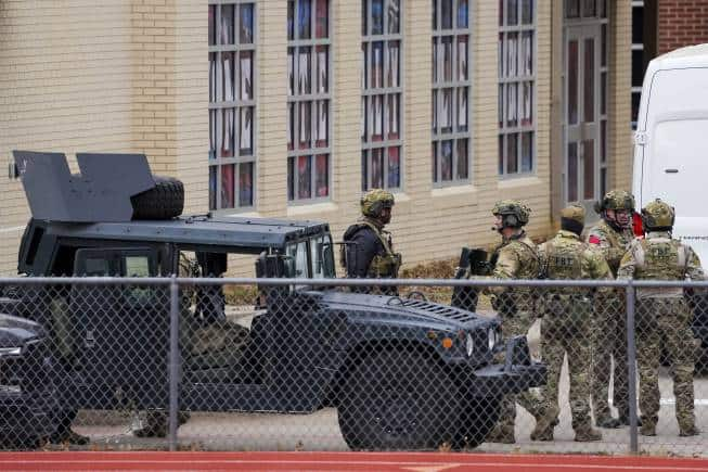 Texas Synagogue: Hostages Safe After Standoff Inside Synagogue; Captor Dead