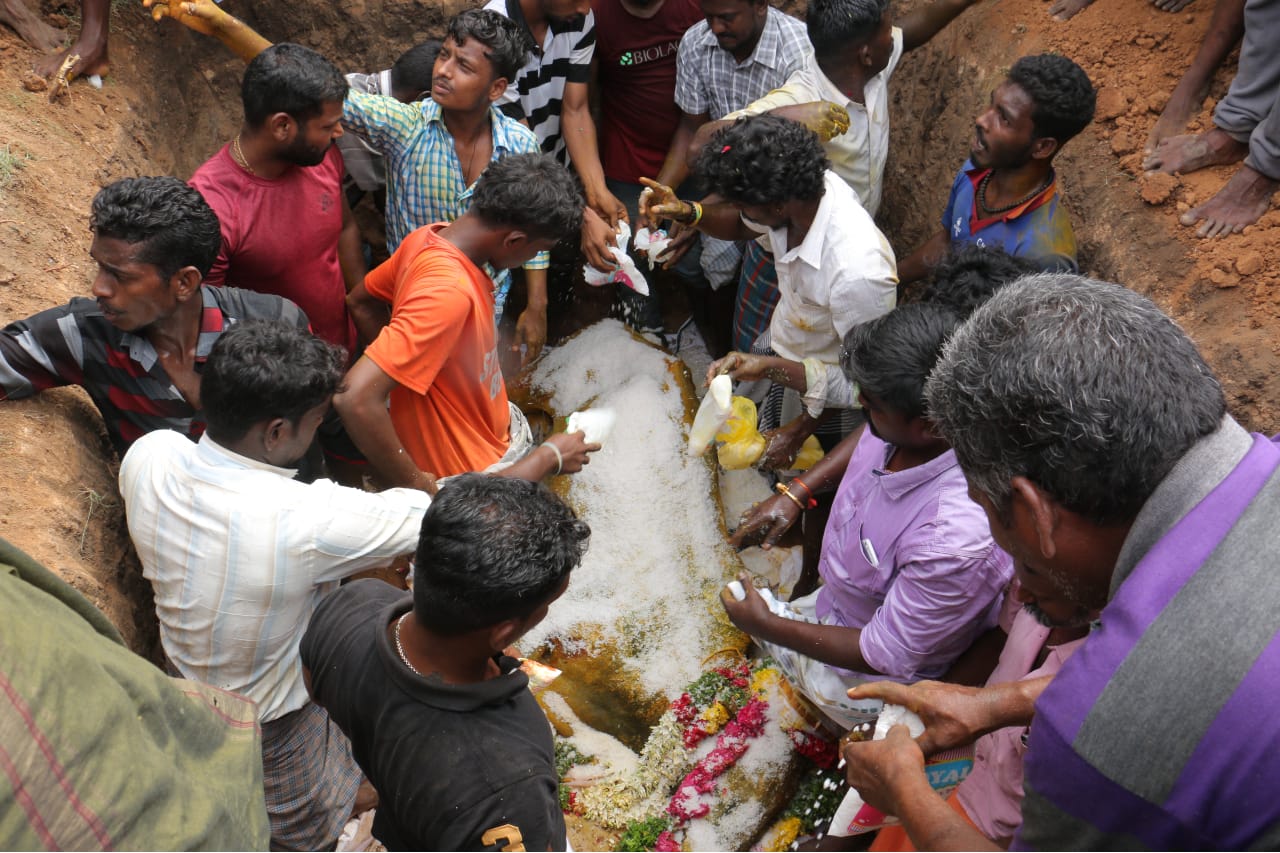 Funeral rites for a Jallikattu bull in Madurai. (Photo: Ajay Kumar)