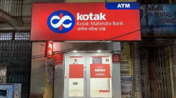 Kotak Bank exceeds estimates by a wide margin as profit rises 64%