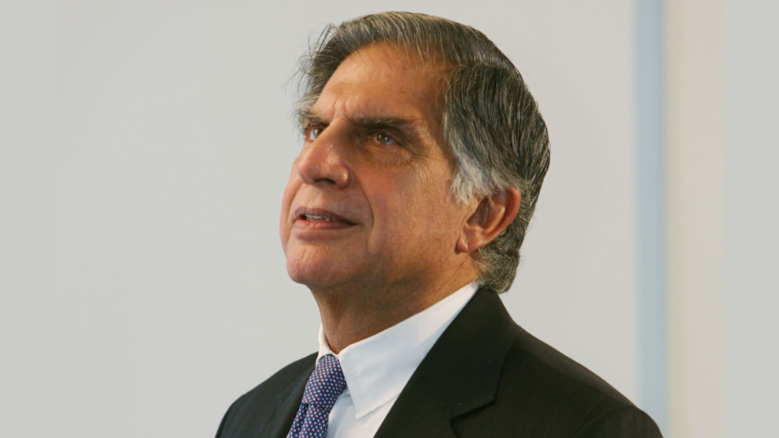 How to write the perfect pitch deck, courtesy Ratan Tata. Entrepreneurs, take note How to write the perfect pitch deck, courtesy Ratan Tata. Entrepreneurs, take note