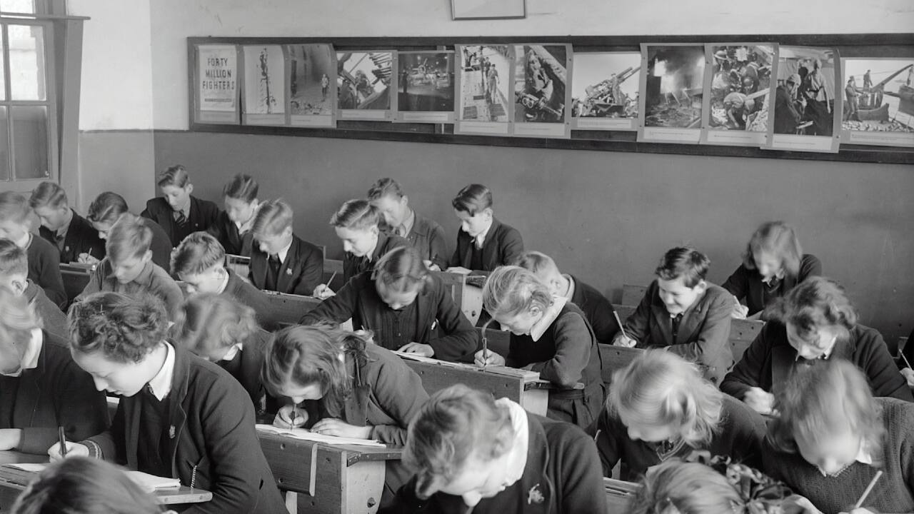 My Family and Other Globalizers | Generation gap: the only constant of parenting
