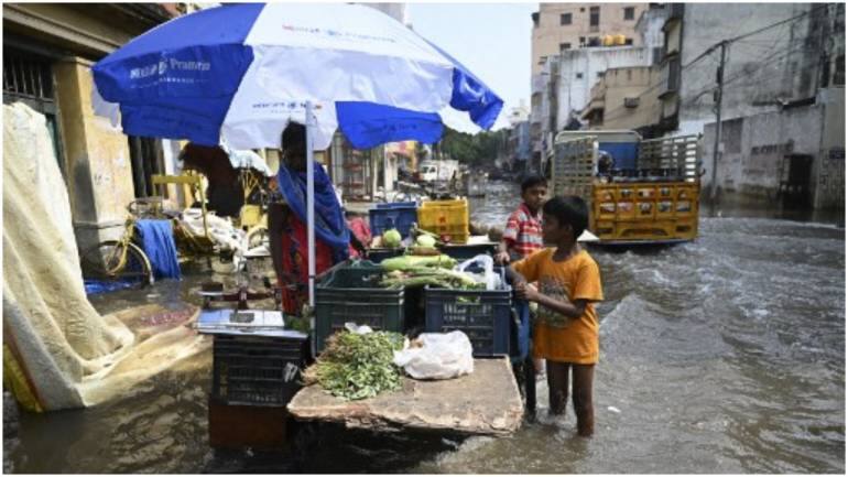Unlocking empowerment: SBI analyses PM SVANidhi scheme's impact on street vendors - Vimarsana News
