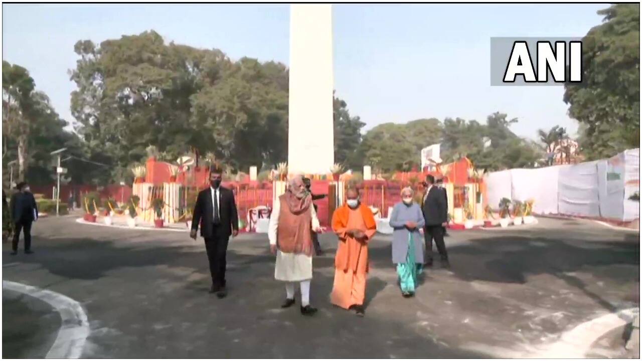 Prime Minister Narendra Modi visited the monument with Uttar Pradesh Chief Minister Adityanath and Governor Anandiben Patel. (Image tweeted by ANI)