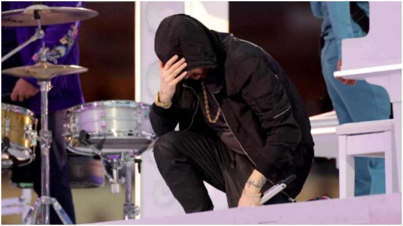 Super Bowl 2022: Eminem takes a knee, Snoop Dogg, Dr Dre lead