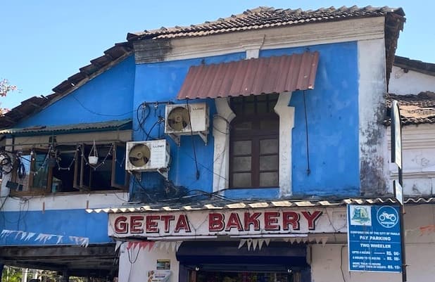 Unpretentious and absolutely ol’world, Geeta Bakery draws in locals as well as tourists with delicious veg patties.