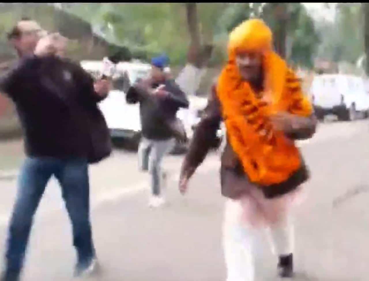 Running late, UP sports minister sprints to file election nomination. Watch video