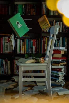 Magic of books library noah-eleazar-9p6R1IDCXNg-unsplash