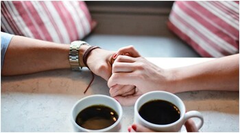 Relationship tops: Signs of emotional distance include a lack of affection, diminished interest in each other's lives, and an overall sense of detachment