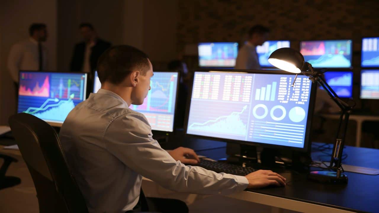 Why planning your investments is more important than tracking your expenses