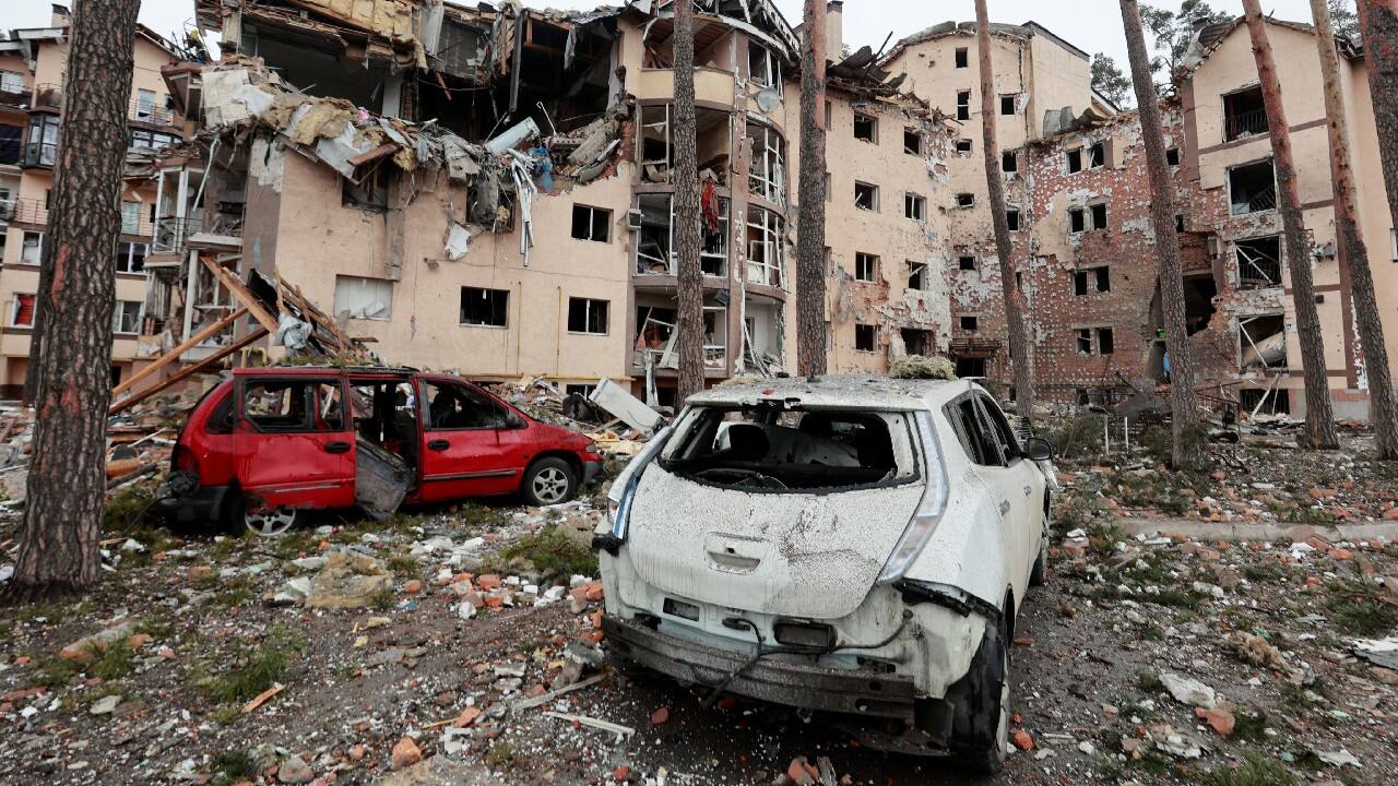 A view shows a residential building destroyed by recent shelling, as Russia's invasion of Ukraine continues, in the city of Irpin in the Kyiv region, Ukraine March 2. (Image: Reuters) A view shows a residential building destroyed by recent shelling, as Russia's invasion of Ukraine continues, in the city of Irpin in the Kyiv region, Ukraine March 2. (Image: Reuters)
