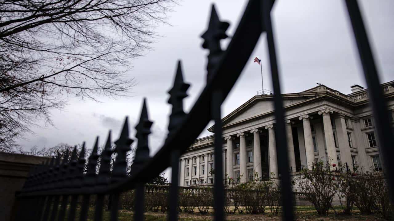 US long-bond yields renew 24-year high on resilient US spending