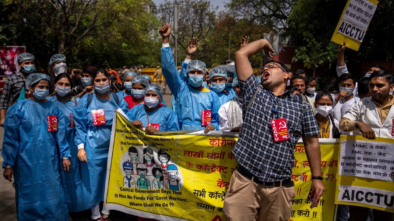 About a dozen labour unions that organized the strike want the government to provide universal social security coverage for workers in the vast unorganized sector, hike the minimum wage under a flagship employment guarantee program and scrap a new labor law that gives employers greater leeway in setting wages and working hours. (Image: AP)