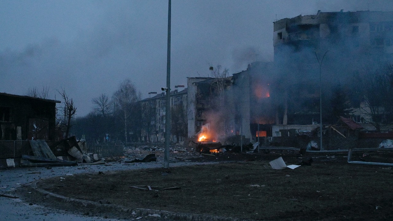 Russia intensifies bombardment of Ukraine urban areas