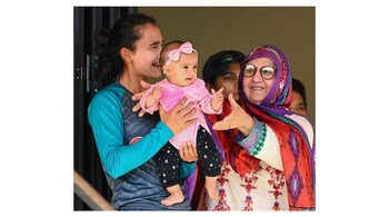 Pakistani cricketer Bismah Maroof shared a picture of her daughter Fatima playing on the sidelines of the World Cup in New Zealand. (Image via Twitter.com/Maroof_Bismah)