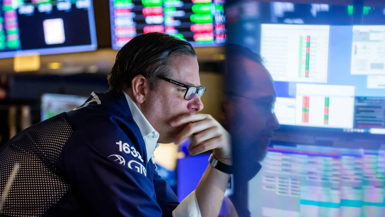 Treasury selloff sends yields racing past limits of bullish era