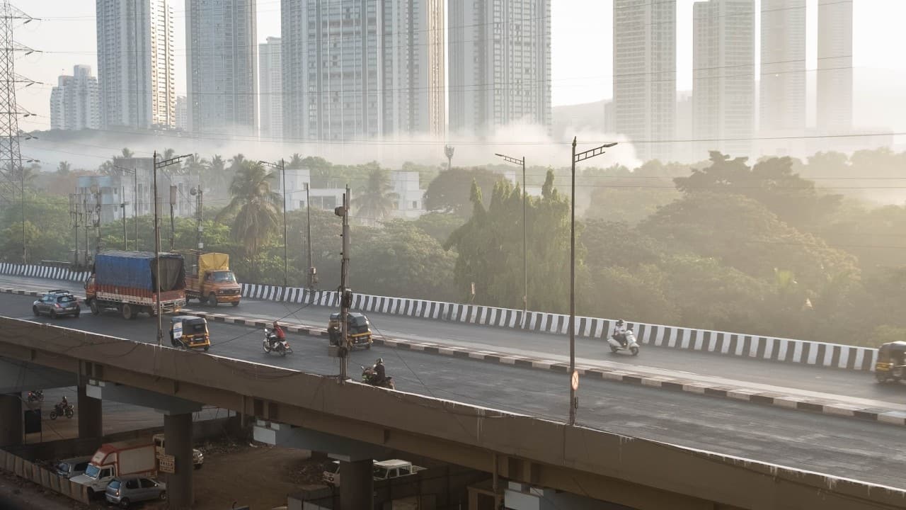 Realty sector welcomes Maharashtra govt's Budget proposals focusing on infra development
