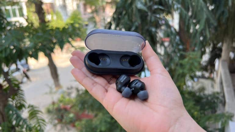 The WF-C500 is Sony’s most affordable pair of truly wireless earbuds (TWS). It is priced at Rs 5,990 and can be purchased via Amazon India. So, should you consider buying the Sony WF-C500 over the likes of the Nothing Ear (1), OnePlus Buds Z2 or any other TWS in the price range? After using the earbuds for nearly a week, here is our Sony WF-C500 review.