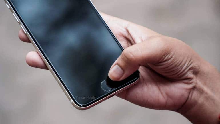 Mobile Phone Exports: India bucks global trend but needs to offer more policy support - Vimarsana News
