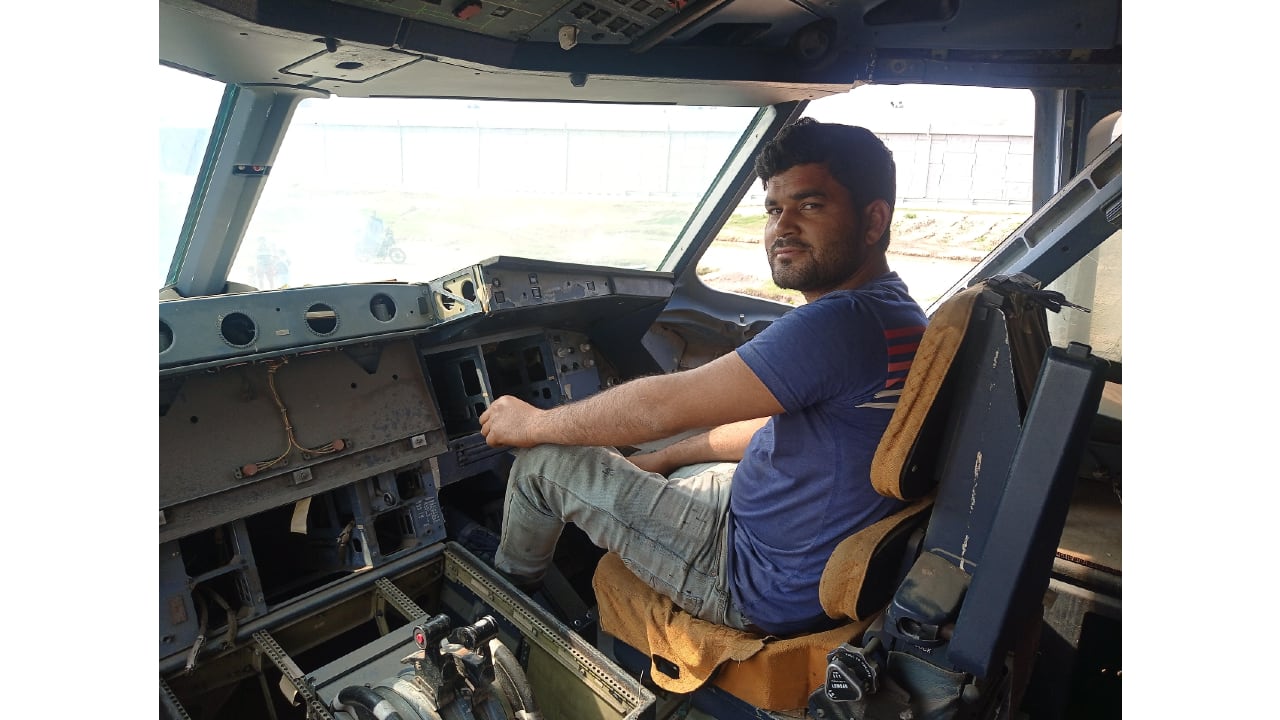 Mohd Asim doesn't have a background in aeronautical sciences, but his knowledge of aircraft is impressive. (Photo credit: Dipalay Dey)