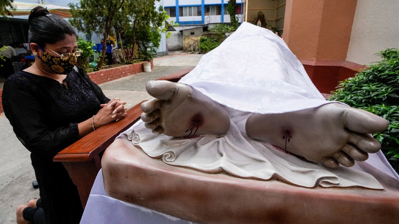 It is a day of sorrow, penance and fasting for followers of Jesus Christ. Members of many Christian denominations, including the Catholic, Eastern Orthodox, Lutheran, Anglican, Methodist, Oriental Orthodox, United Protestant and some Reformed traditions, observe Good Friday with fasting and church services. (Image: AP)