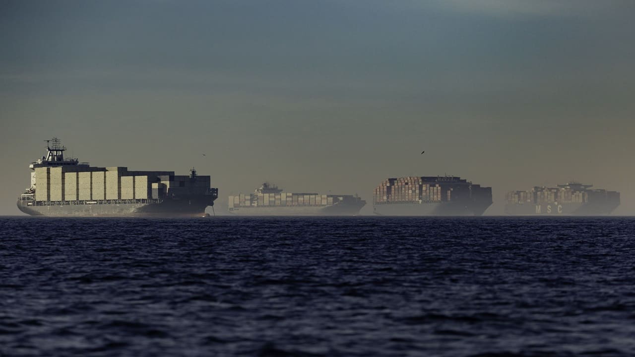 The total container-ship count for Americas dual hub of Los Angeles and Long Beach reached at least 57 vessels on Wednesday, the highest since late February. Photographer: Tim Rue/Bloomberg
