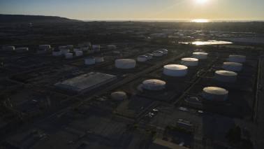 The US needs to refill its dangerously low oil reserves