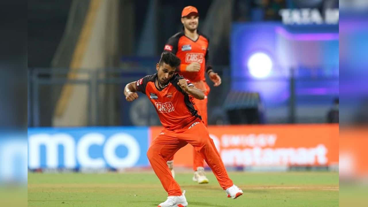 Malik regularly clocked over 140 kph during his fearsome four-over spell as he knocked back the stumps of David Miller and Abhinvav Manohar on his last two deliveries that left Gujarat needing 56 runs off the last four overs. (Image: IPL)
