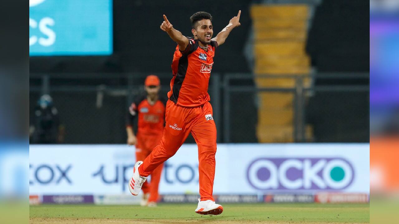 The 22-year-old Malik struck hard on the right shoulder of Gujarat skipper Hardik Pandya off the first delivery he faced before Pandya mistimed a pull and was caught in the deep in fast bowler’s second over. (Image: IPL)